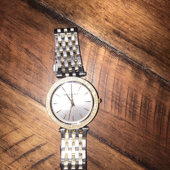 MK Watch - Picture 5 of 15